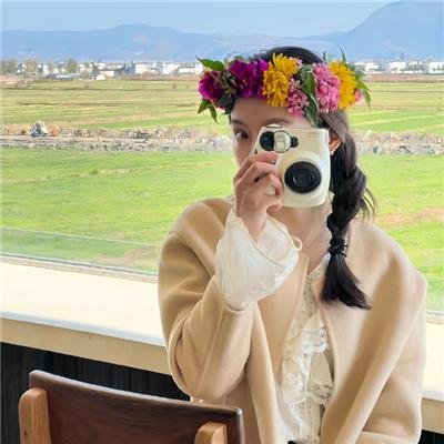 出水芙蓉粤语